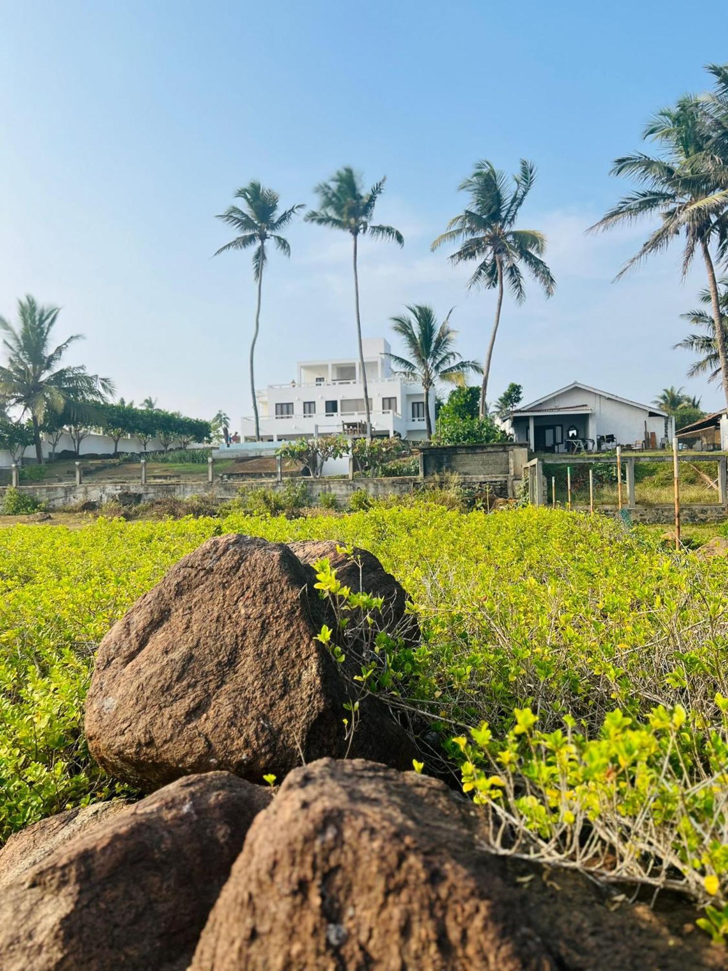 Silverlane Beach House Матара Экстерьер фото